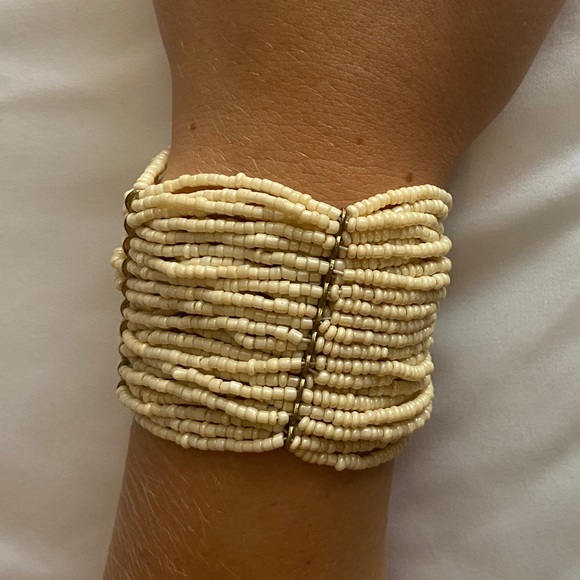 Cream/ ivory colored chunky bracelet - Picture 1 of 1